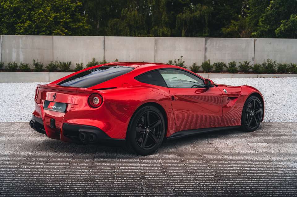 Ferrari F12 - Imagem 5