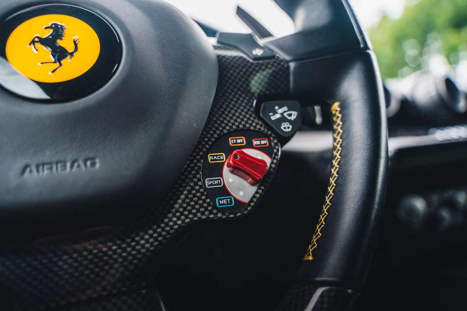 Ferrari F12 - Imagem 13