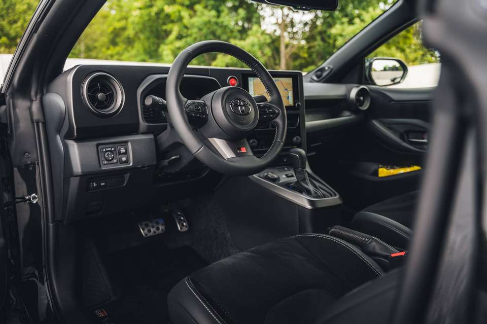 Car picture 11