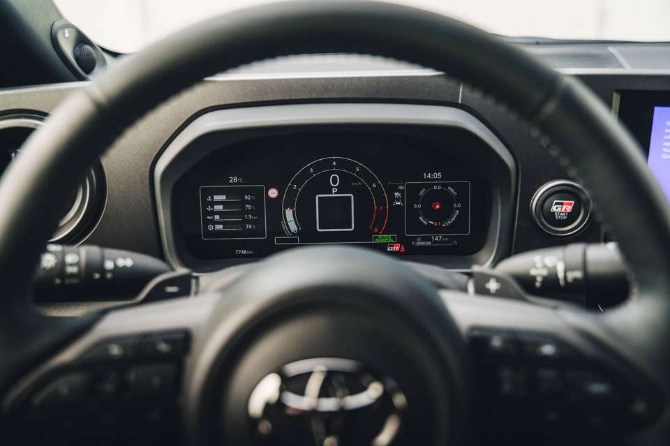 Car picture 12