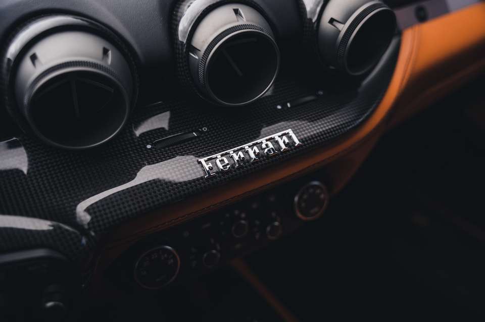 Ferrari F12 - Imagem 14