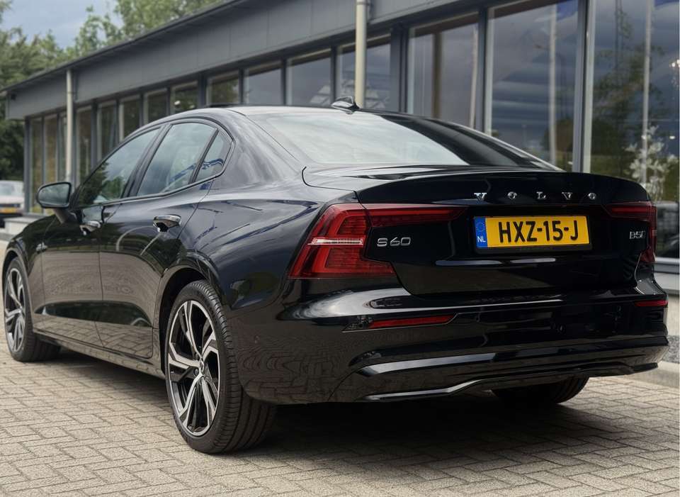 Volvo S60 - Imagem 2