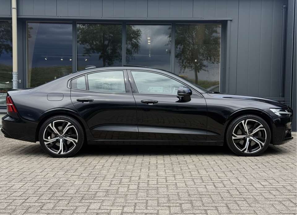 Volvo S60 - Imagem 10