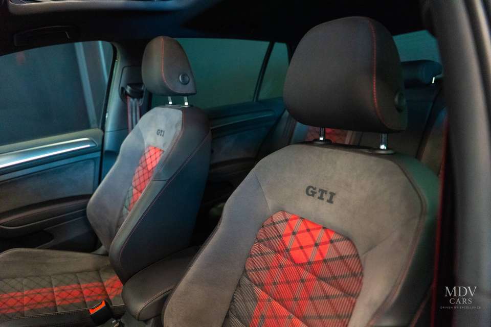 Volkswagen Golf GTI - Imagem 4