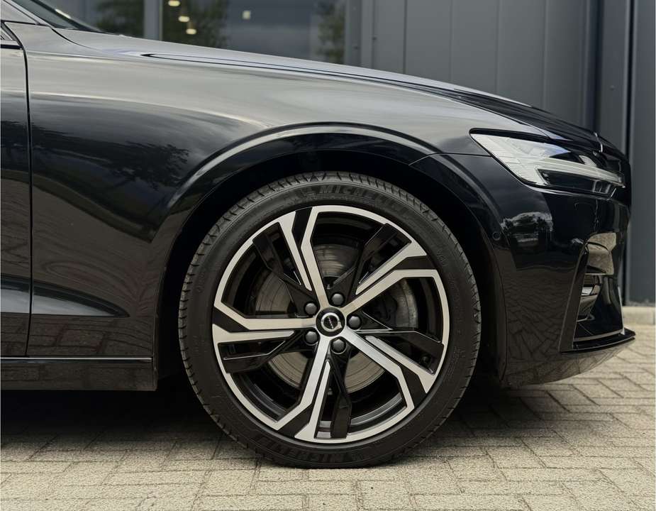 Volvo S60 - Imagem 11