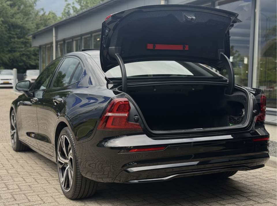 Volvo S60 - Imagem 12