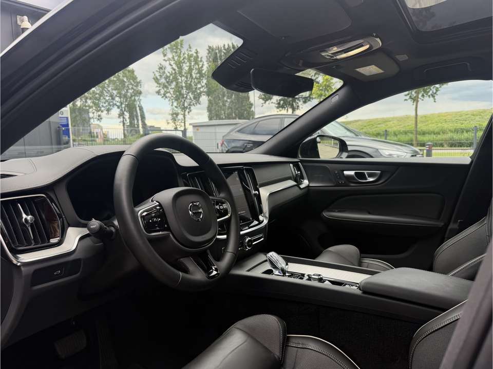Volvo S60 - Imagem 13