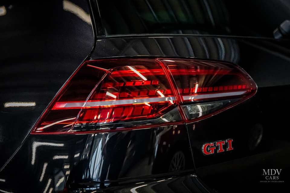Volkswagen Golf GTI - Imagem 7