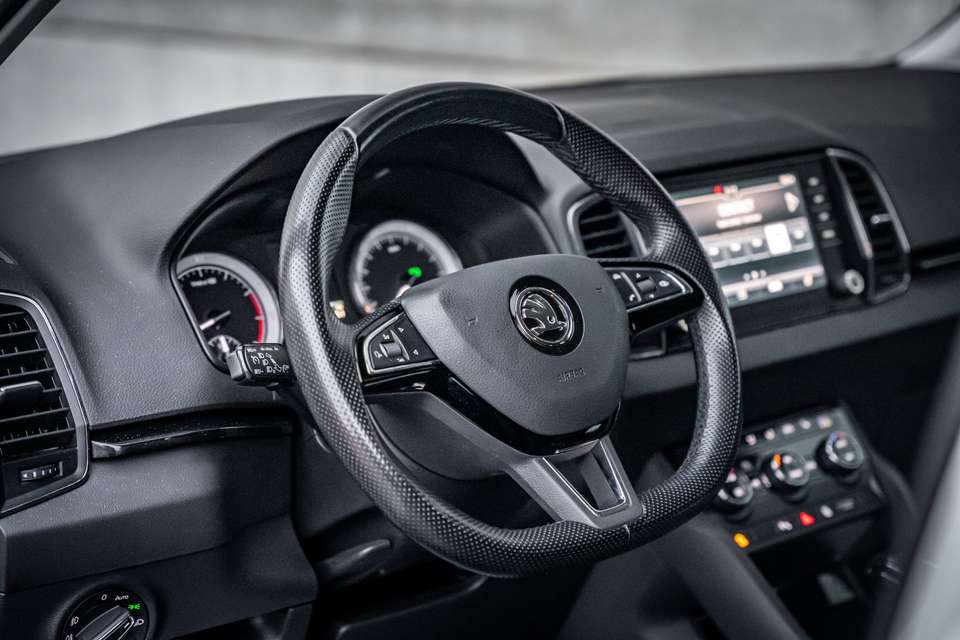 Car picture 9