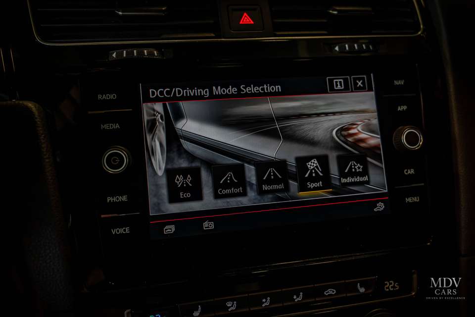 Volkswagen Golf GTI - Imagem 13