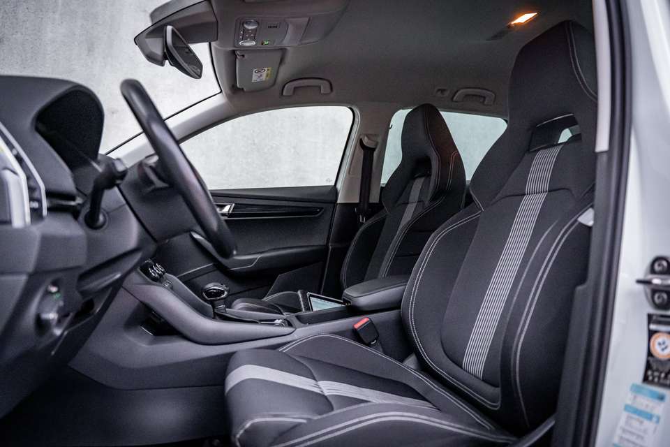 Car picture 10