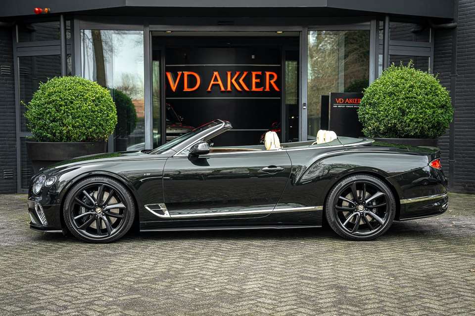 Bentley Continental GTC - Imagem 6