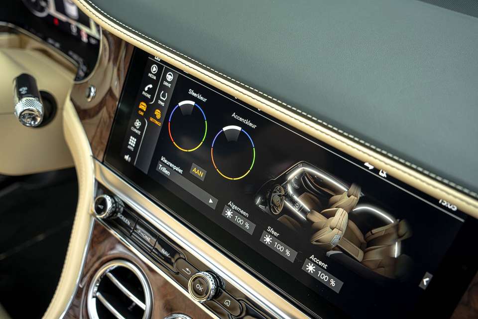 Bentley Continental GTC - Imagem 14