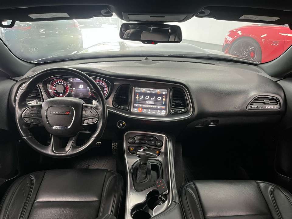Dodge Challenger - Imagem 12