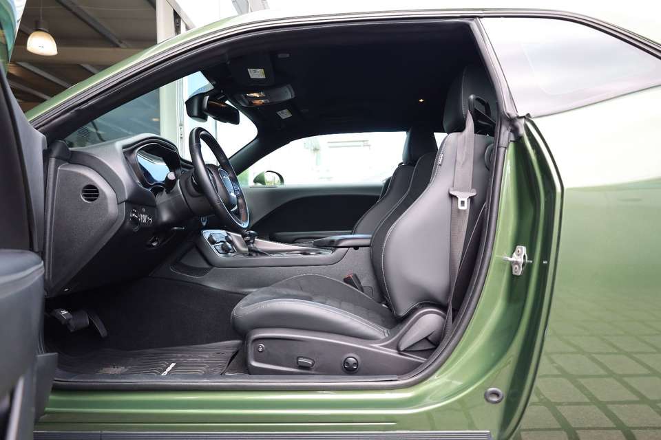 Dodge Challenger - Imagem 9