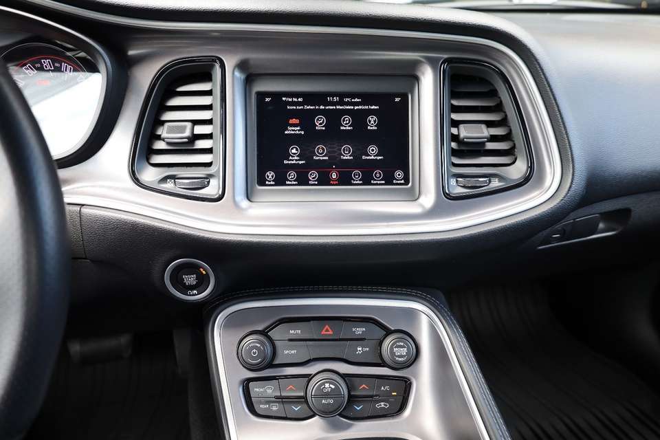 Dodge Challenger - Imagem 14