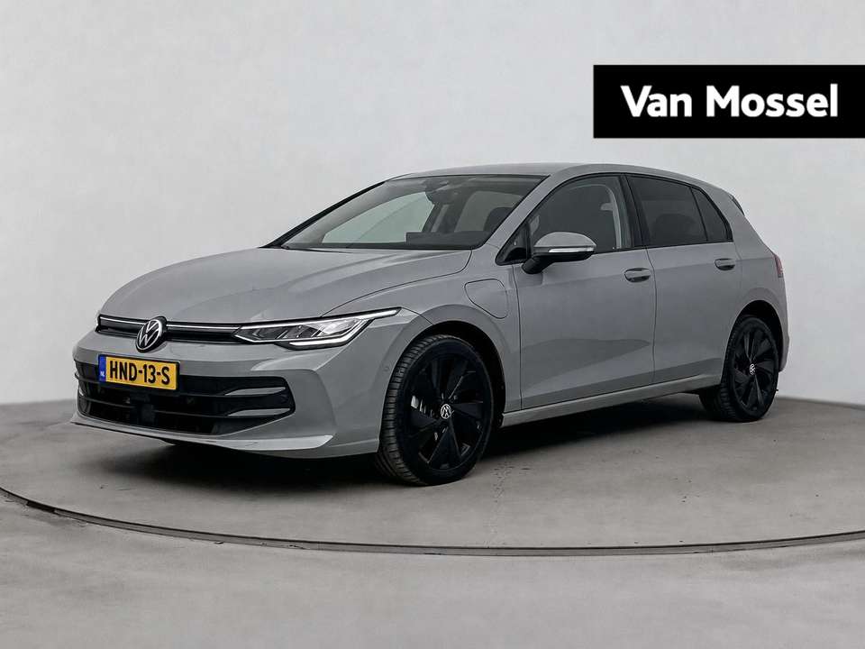 Volkswagen Golf 2025
