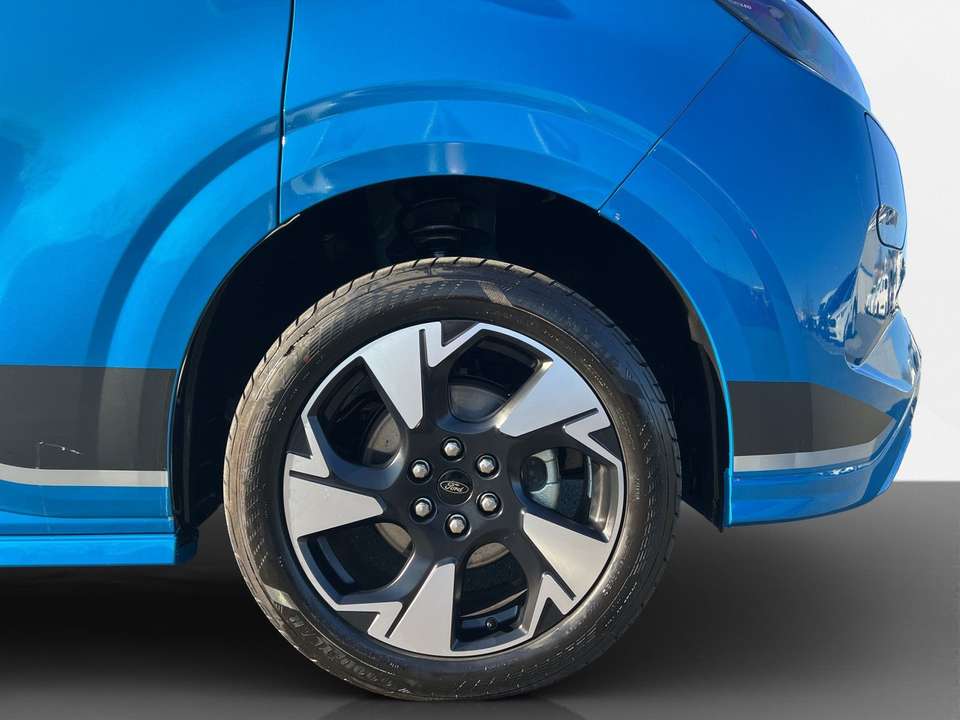 Ford Tourneo Custom - Imagem 4