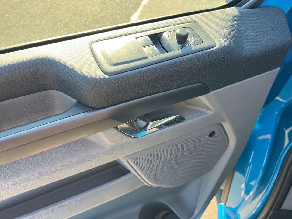 Ford Tourneo Custom - Imagem 10