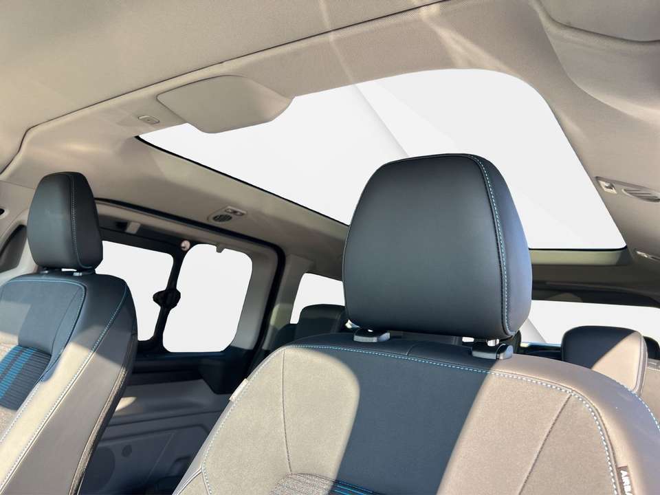 Ford Tourneo Custom - Imagem 12