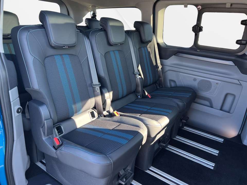 Ford Tourneo Custom - Imagem 14