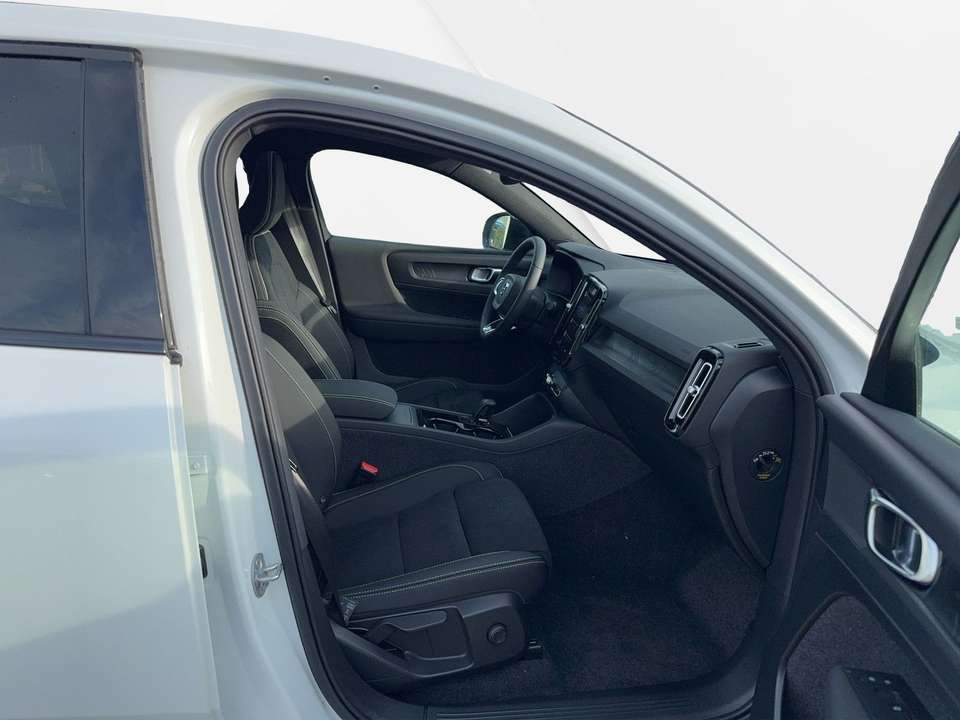 Volvo C40 - Imagem 13