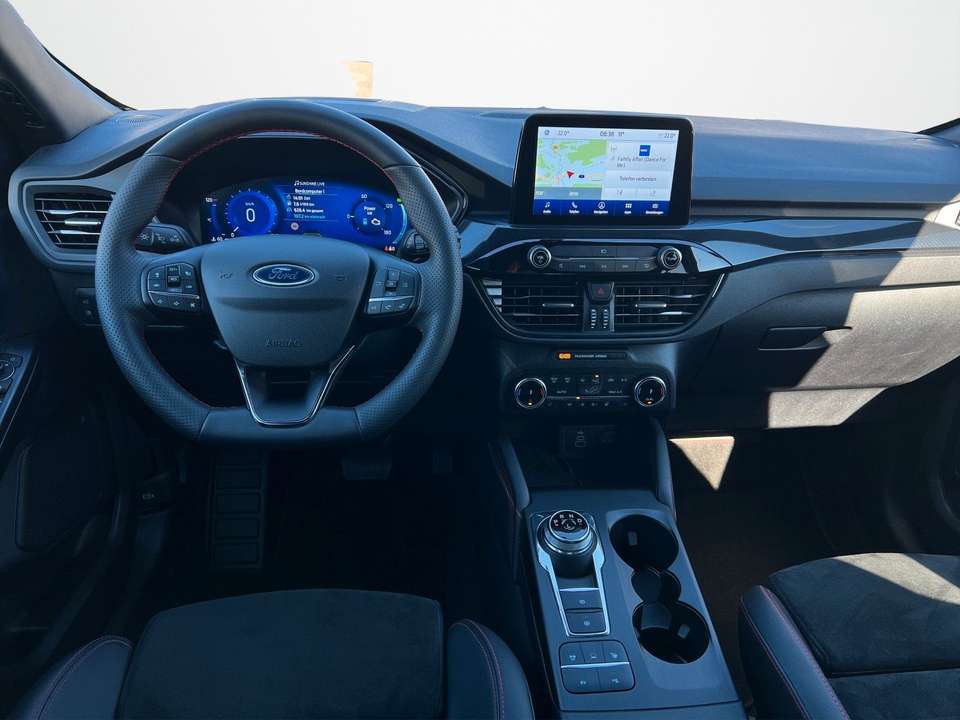 Ford Kuga - Imagem 14