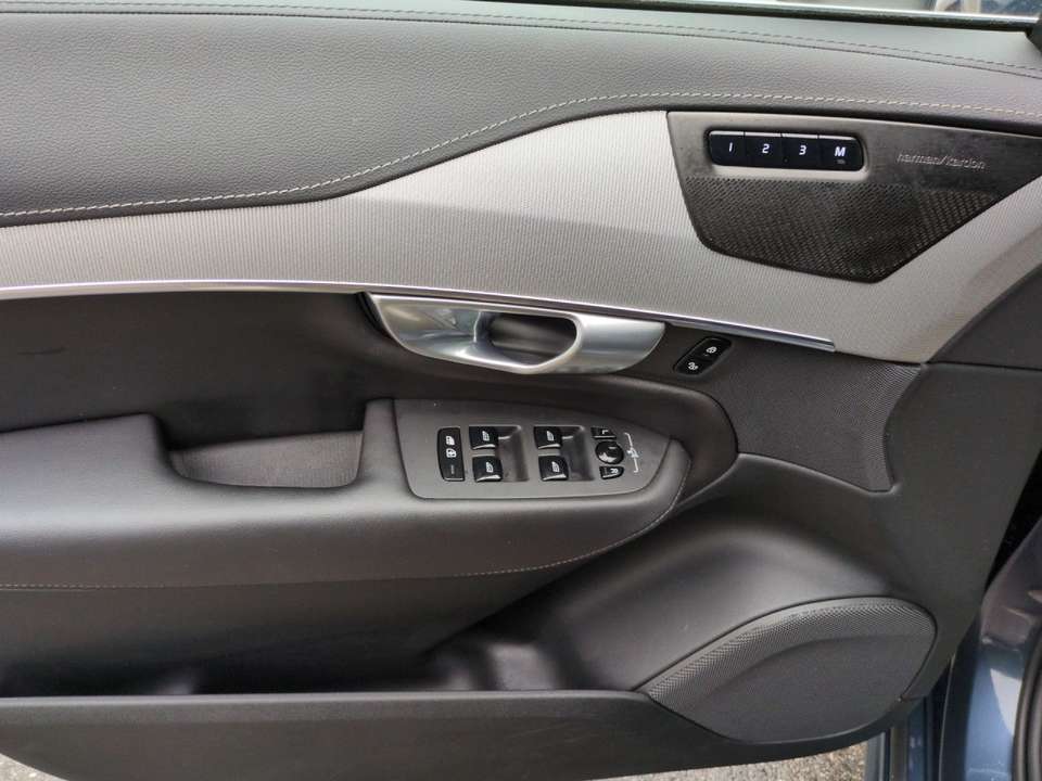 Volvo XC90 - Imagem 9