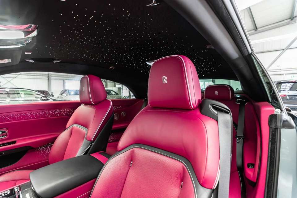 Rolls-Royce Spectre - Imagem 3