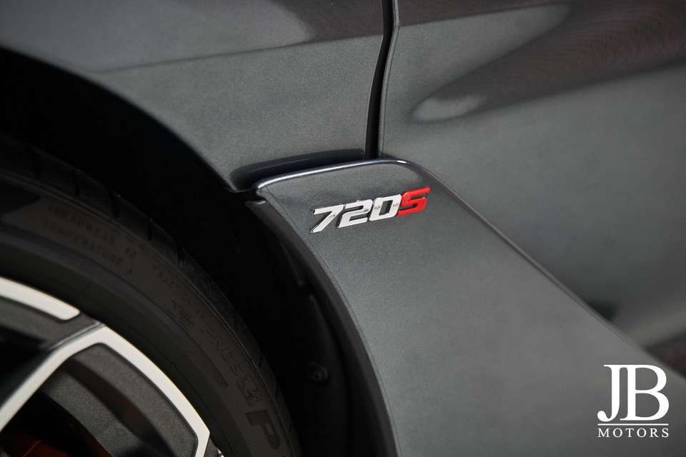 McLaren 720S - Imagem 13