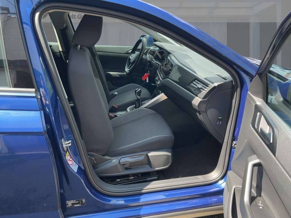 Car picture 9