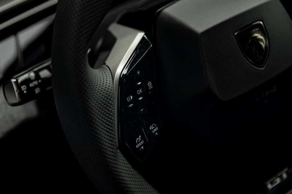 Car picture 12