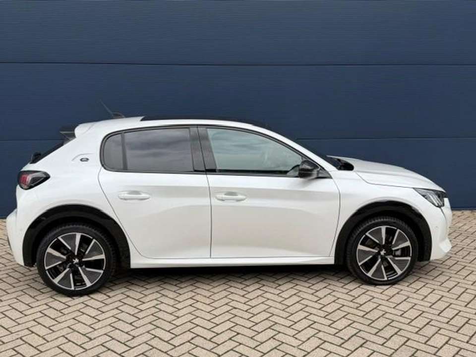Peugeot e-208 - Imagem 4