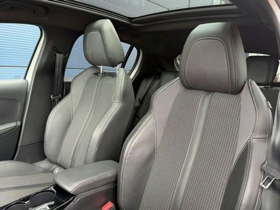 Peugeot e-208 - Imagem 7