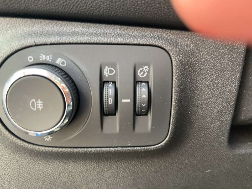 Opel Adam - Imagem 14