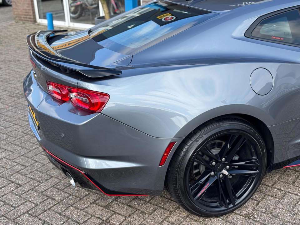 Chevrolet Camaro - Imagem 8