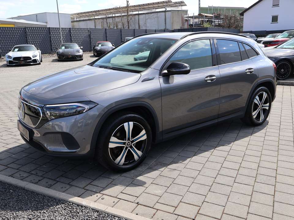 Mercedes-Benz EQA - Imagem 6