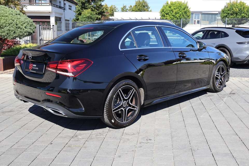 Car picture 11