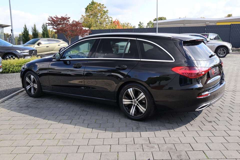 Mercedes-Benz C 200 - Imagem 8