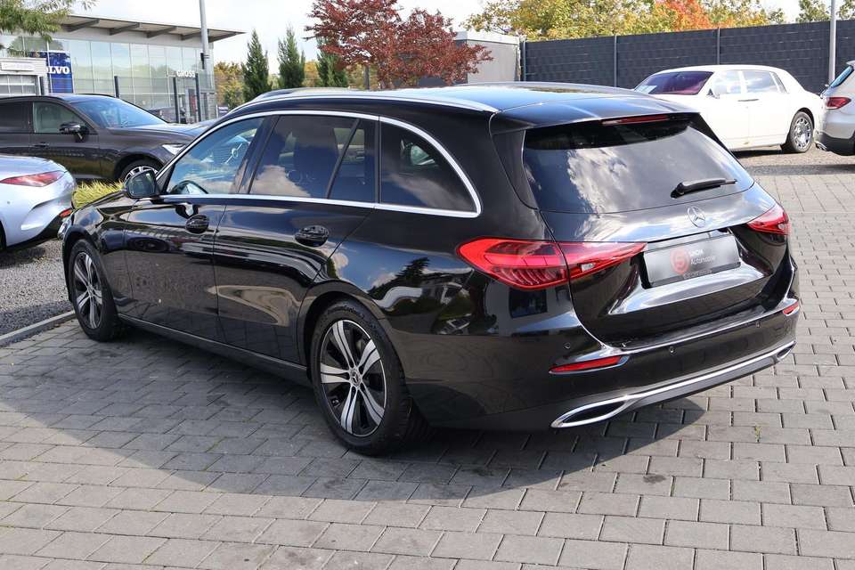 Mercedes-Benz C 200 - Imagem 9
