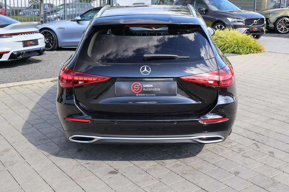 Mercedes-Benz C 200 - Imagem 10