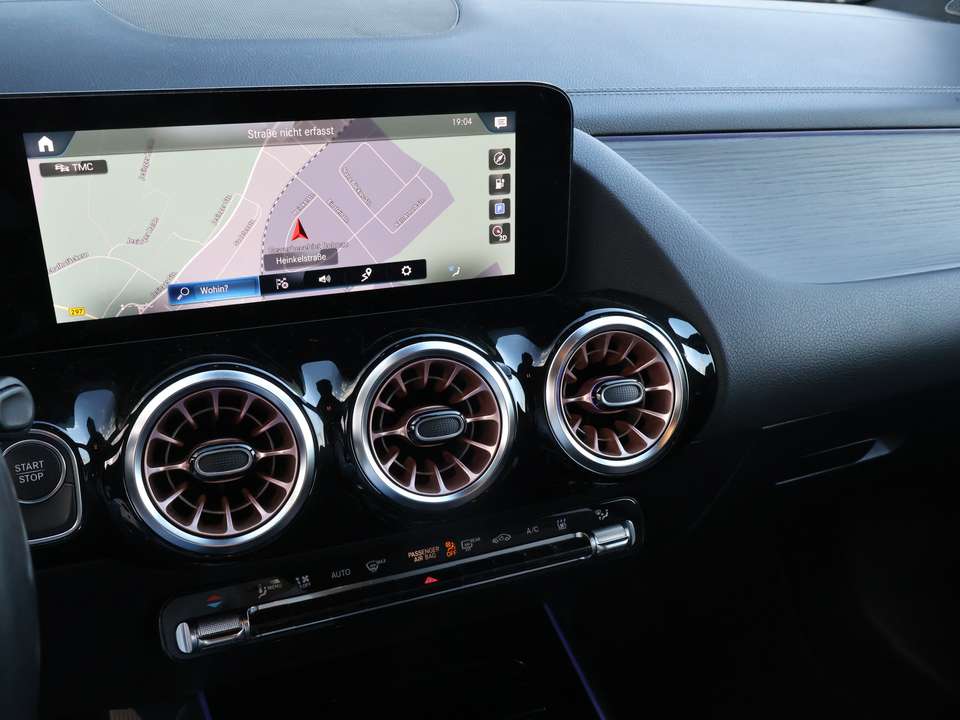 Mercedes-Benz EQA - Imagem 15