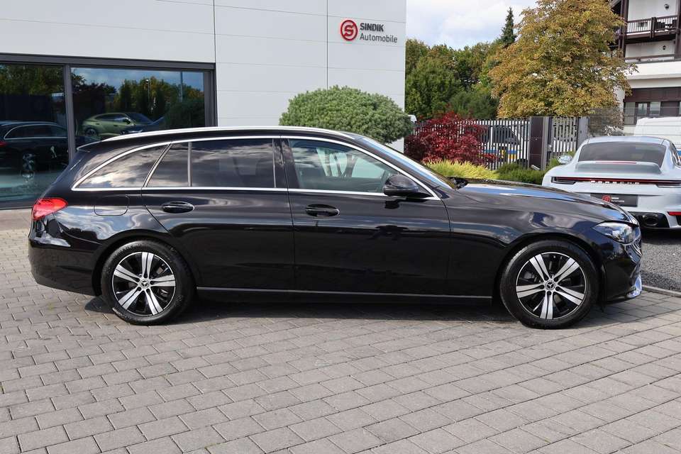 Mercedes-Benz C 200 - Imagem 12