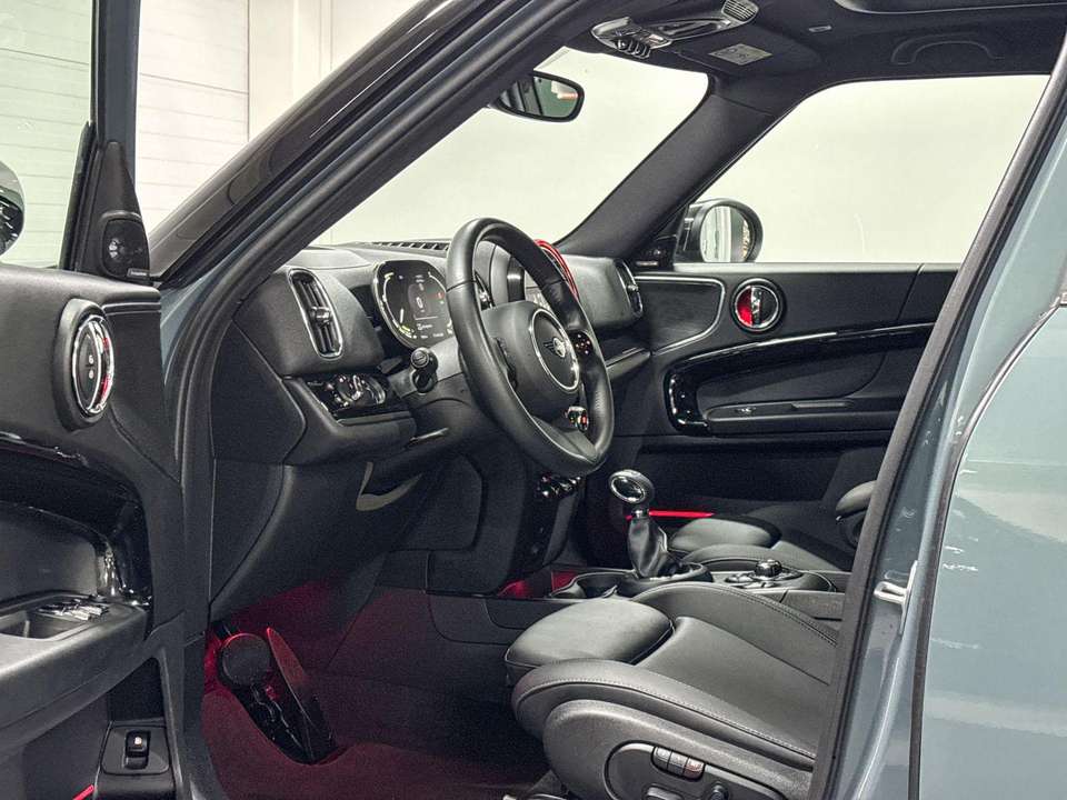 MINI Cooper SE Countryman - Imagem 8