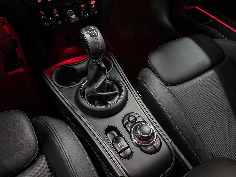 MINI Cooper SE Countryman - Imagem 15