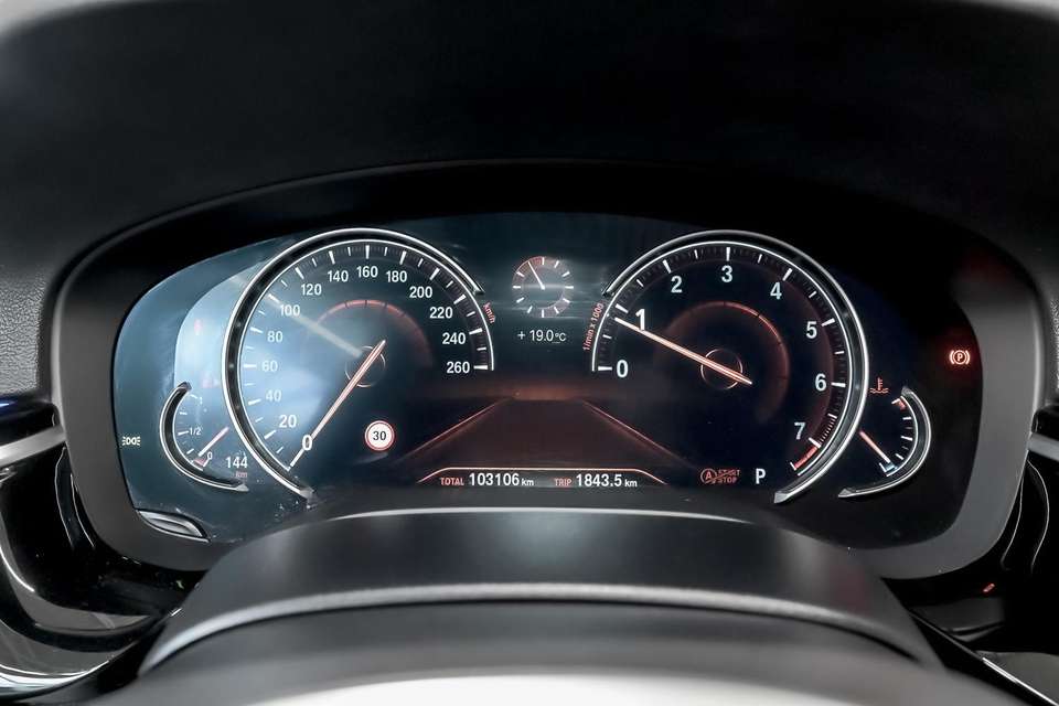 Car picture 10