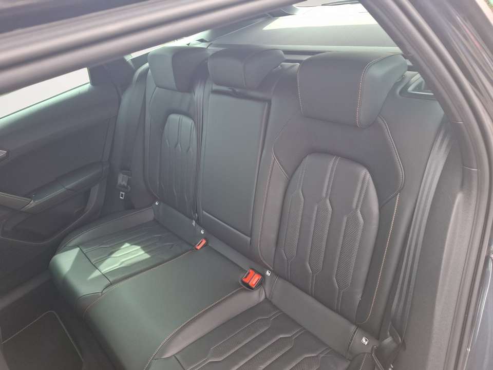 CUPRA Leon - Imagem 8