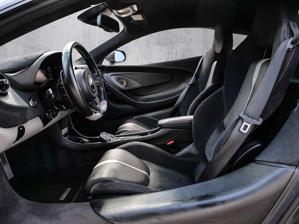 Car picture 8
