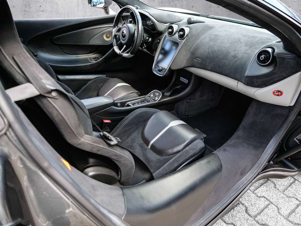 Car picture 14