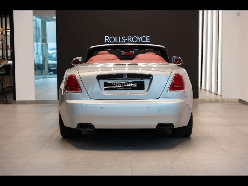 Rolls-Royce Dawn - Imagem 4